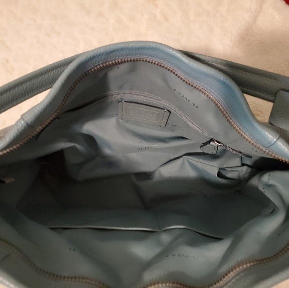 Coach purse - Picture 3 of 10